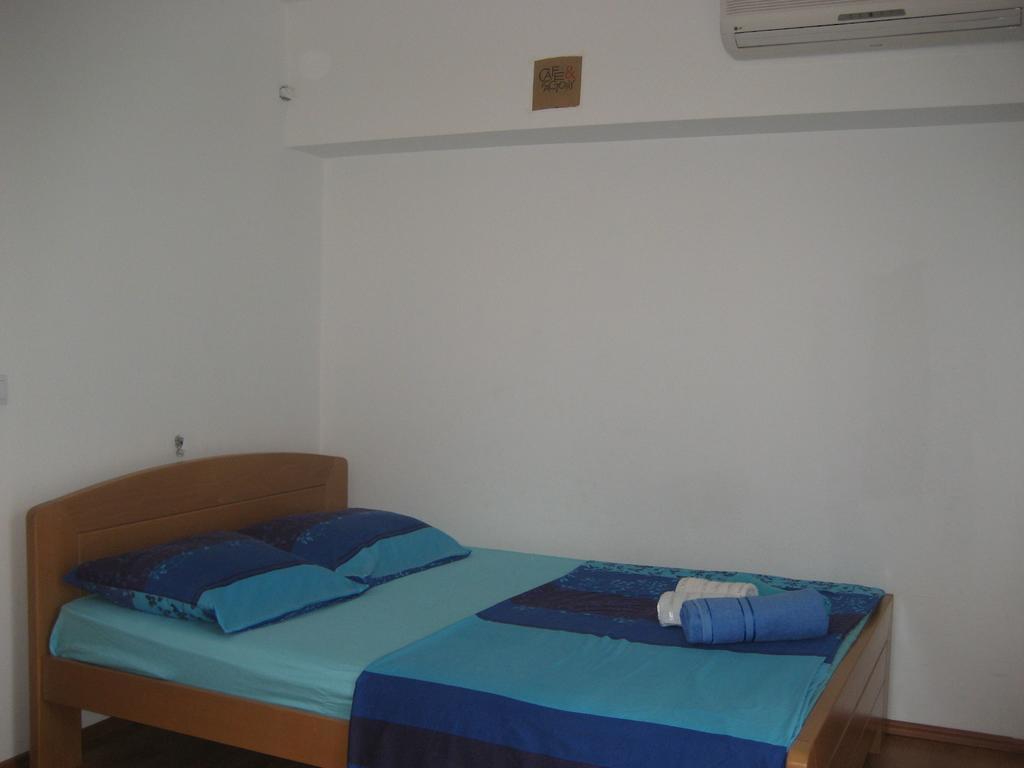 Apartment Aleksandar Tivat Ngoại thất bức ảnh