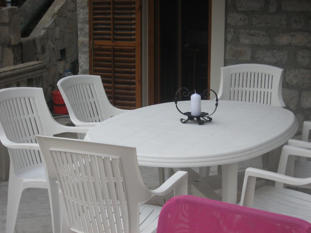 Apartment Aleksandar Tivat Ngoại thất bức ảnh