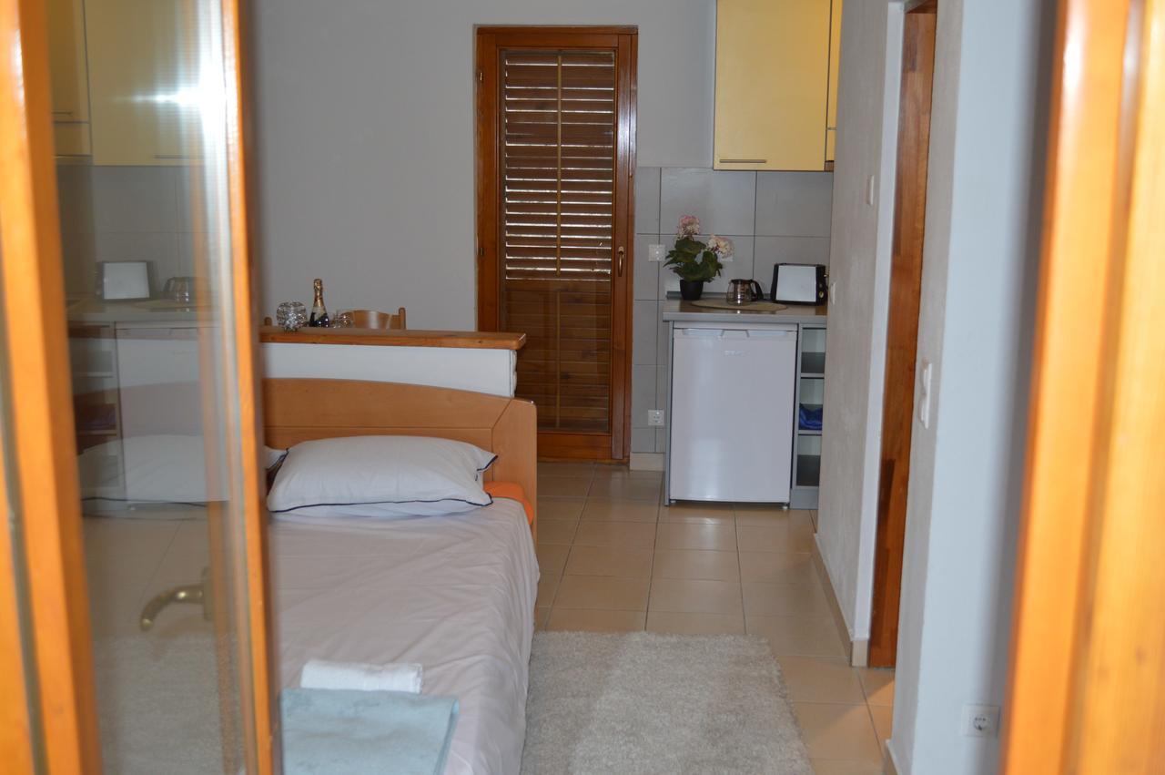 Apartment Aleksandar Tivat Ngoại thất bức ảnh