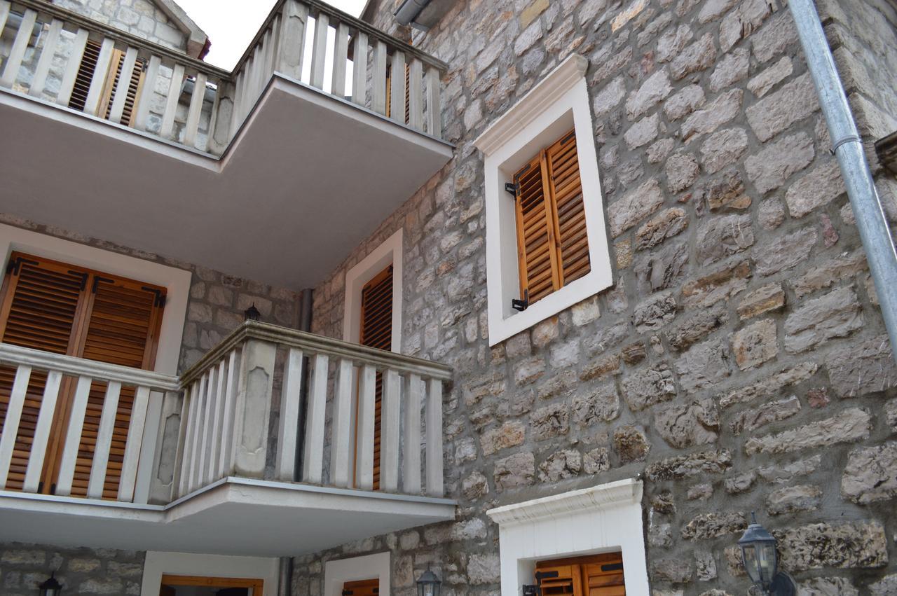 Apartment Aleksandar Tivat Ngoại thất bức ảnh