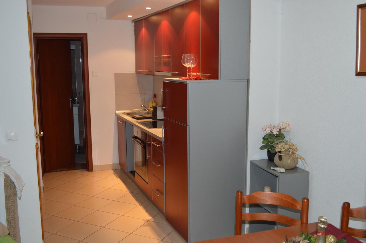 Apartment Aleksandar Tivat Ngoại thất bức ảnh