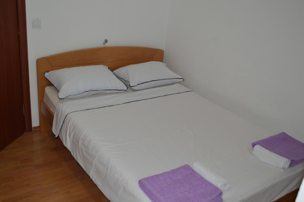 Apartment Aleksandar Tivat Ngoại thất bức ảnh