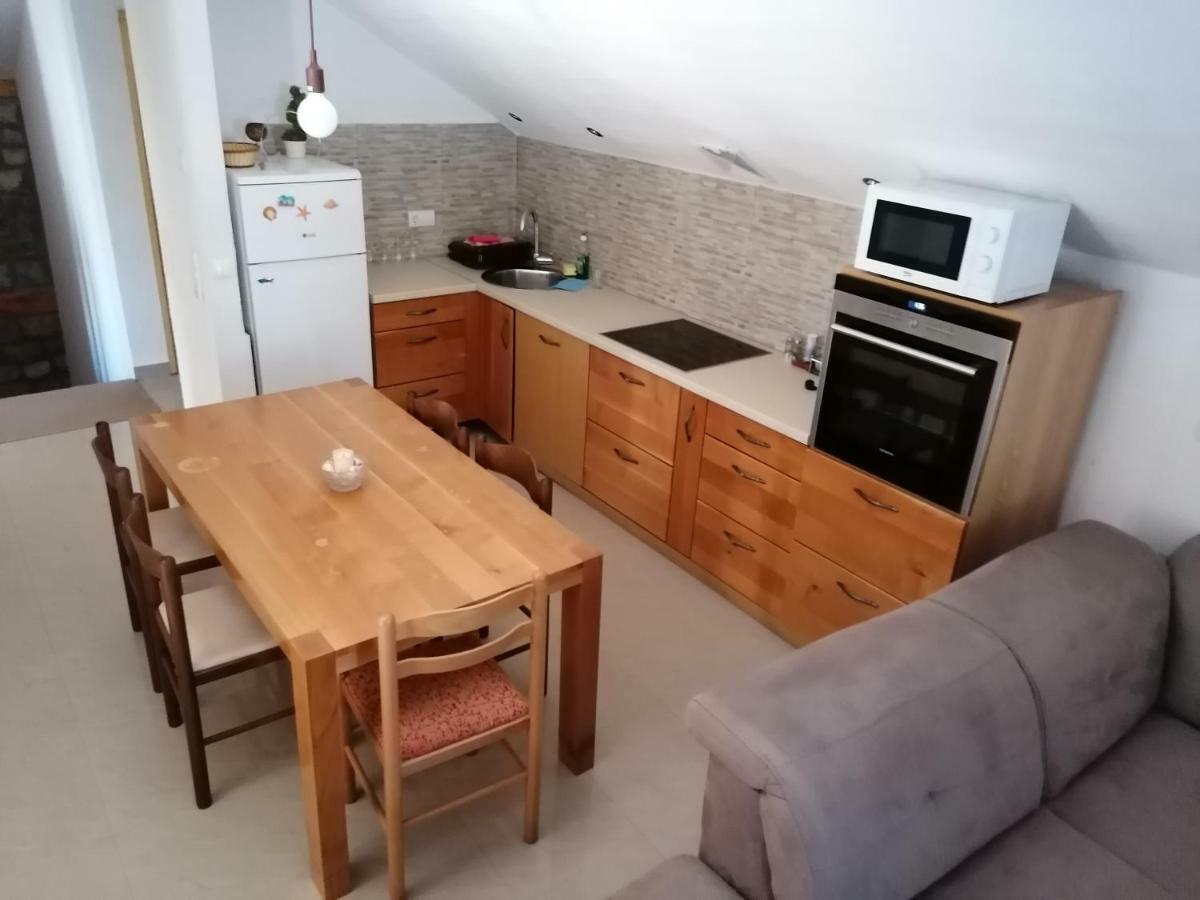 Apartment Aleksandar Tivat Ngoại thất bức ảnh