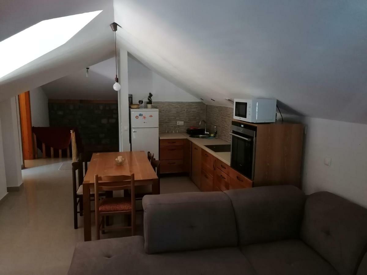 Apartment Aleksandar Tivat Ngoại thất bức ảnh